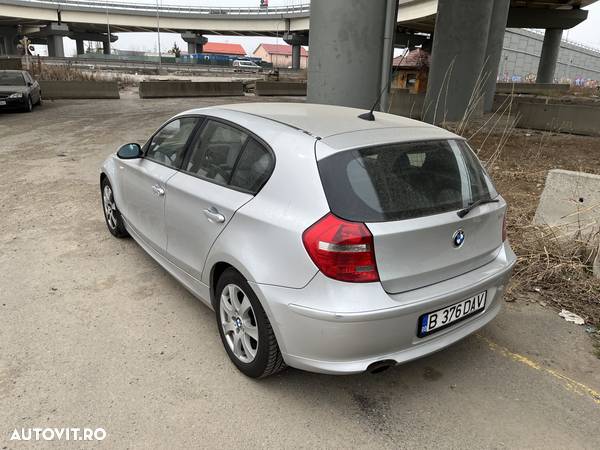 BMW Seria 1 116i - 2