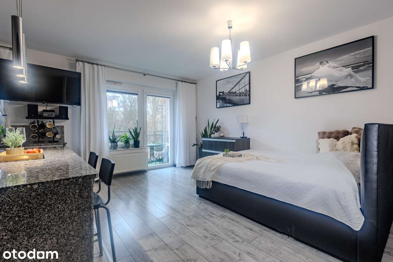 Olimpia Port/wyjątkowy balkon/dwa miejsca/komórka/gotowe - Pełny obrazek: 2/17