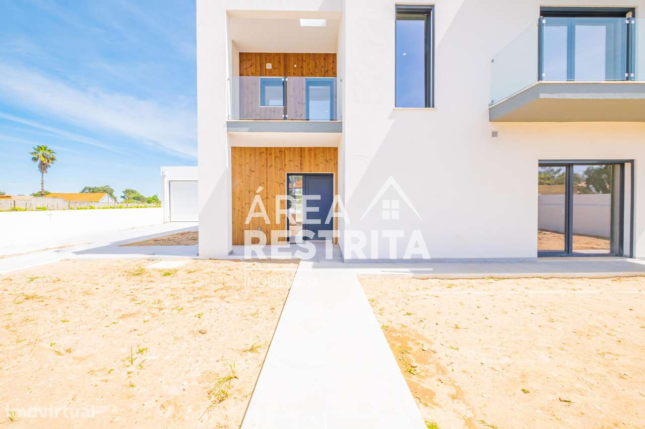 Moradia T4 Nova c/piscina, Vendas de Azeitão, Azeitão-53