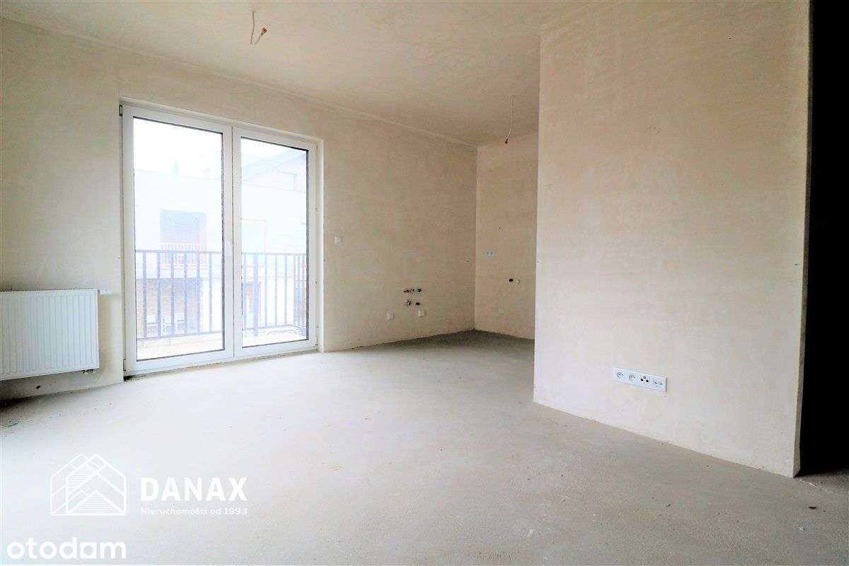 Nowe, 5 pokoi, 2 balkony, miejsce postojowe-0