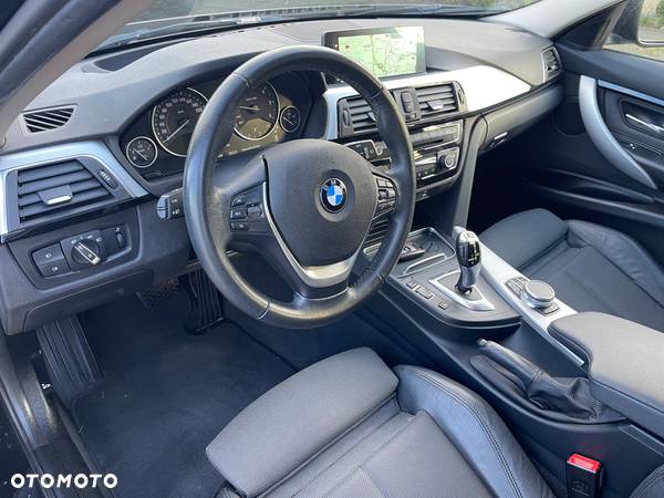BMW Seria 3 320d Sport Line - 18