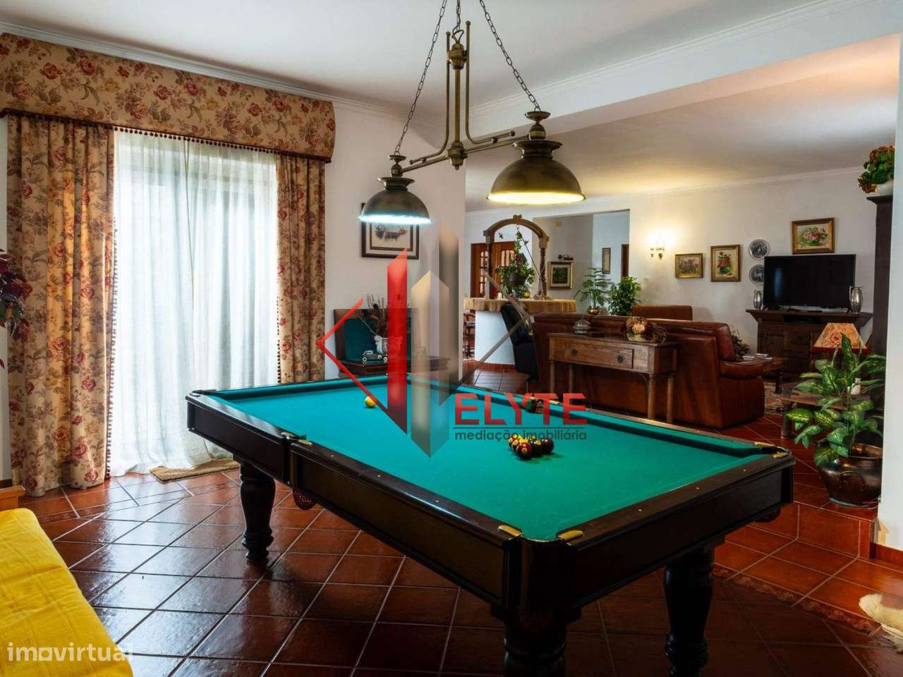 Moradia T7 no centro de Samora Correia-14