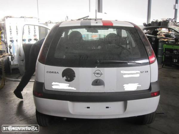 Opel Corsa C 1.7 DI 2002 para peças - 4