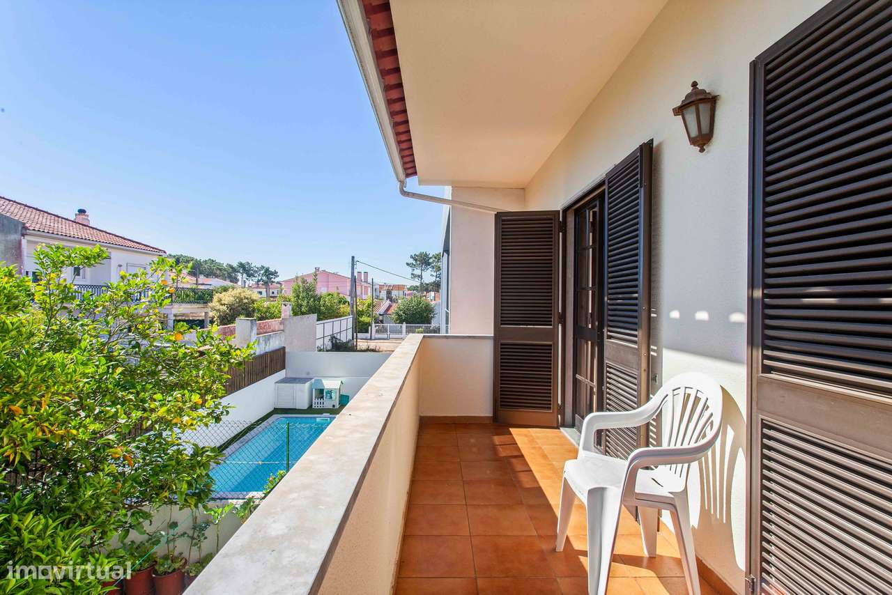Moradia T4, 2 pisos, com jardim e árvores de fruto, Marisol | Aroeira-27