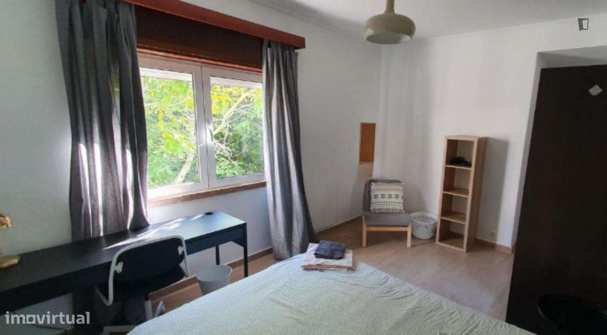 Quarto - localizado em Oeiras Lisbon - Grande imagem: 4/9