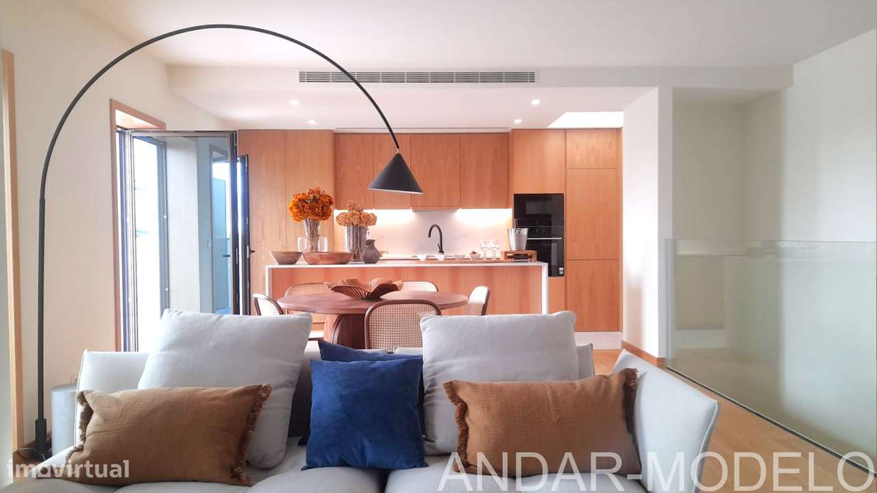 Apartamento T1+1 NOVO no coração do Porto-8