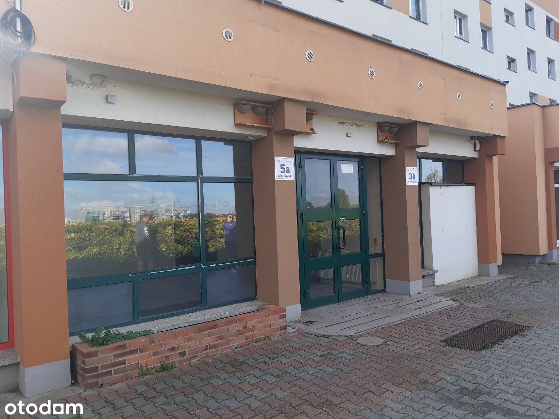 Sprzedam lokal handlowo - usługowy 115 m2