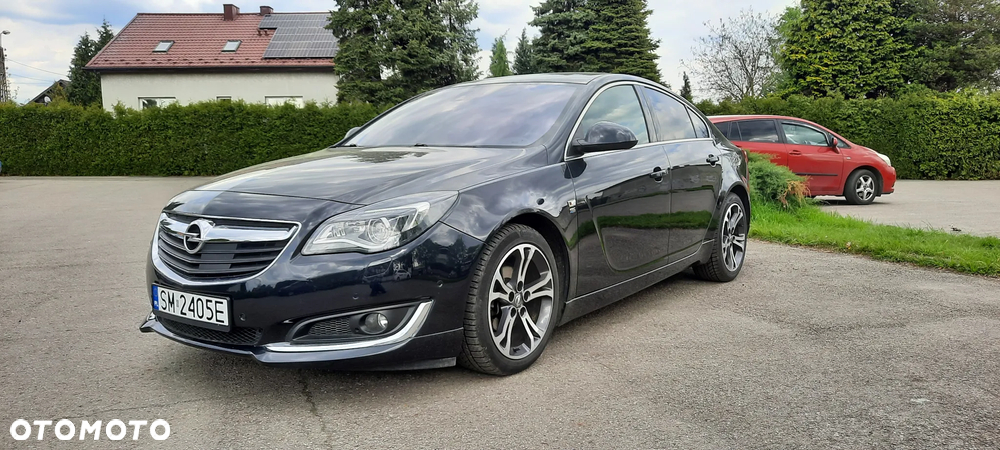 Opel Insignia - 1