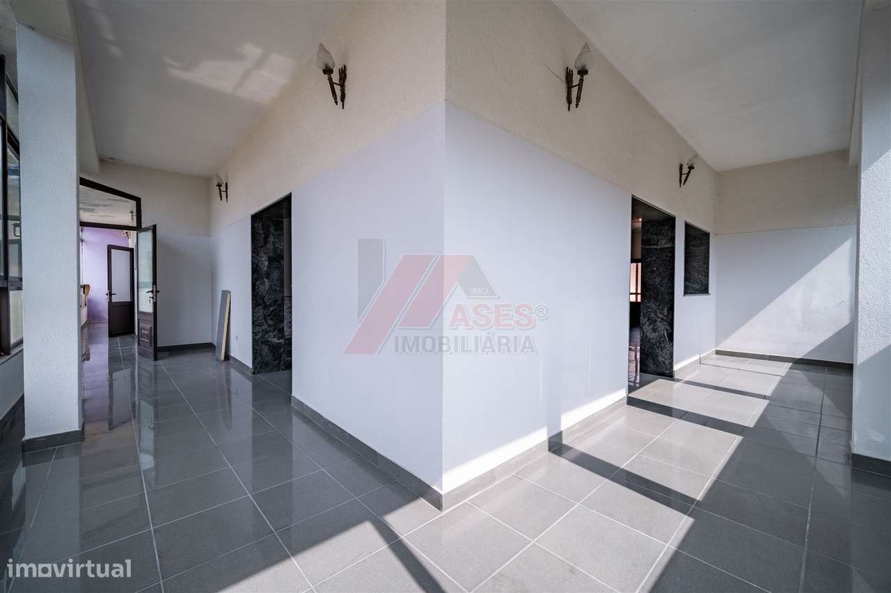 Oportunidade de Investimento | 3 Frações  com Potencial Habitacional T-26