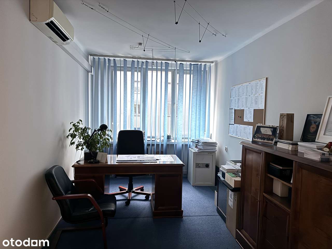 Funkcjonalny lokal usługowy 110 m² w centrum Częstochowy-6