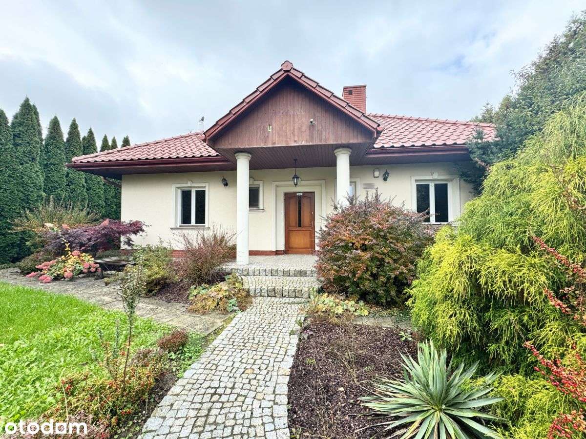 Wyjątkowy dom na sprzedaż/działka 27a/ os. Słocina-0