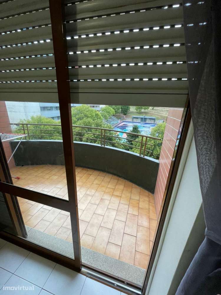 Quarto - localizado em Sé de Braga e São Lázaro Braga - Grande imagem: 4/10