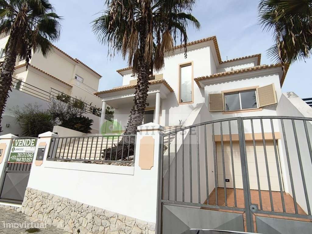 Moradia T4 com piscina e garagem - Castro Marim-56