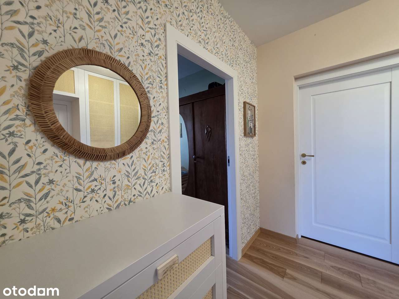 Bronowice_4 pokoje_winda_miejsce postojowe_ogrodzone osiedle-8