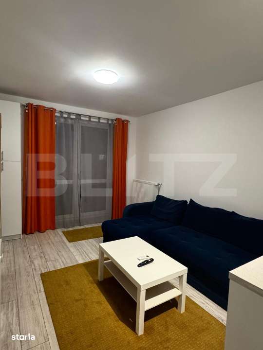 Apartament de vanzare, cu 2 camere, intermediar, zona Tractorul - Imagine principală: 2/7