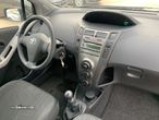 Toyota Yaris 1.33 VVT-i Comfort - 23