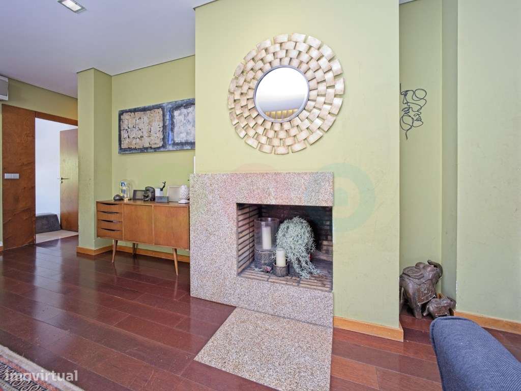 Moradia T3 em Vale S. Cosme- Piscina e jardim privativo-14