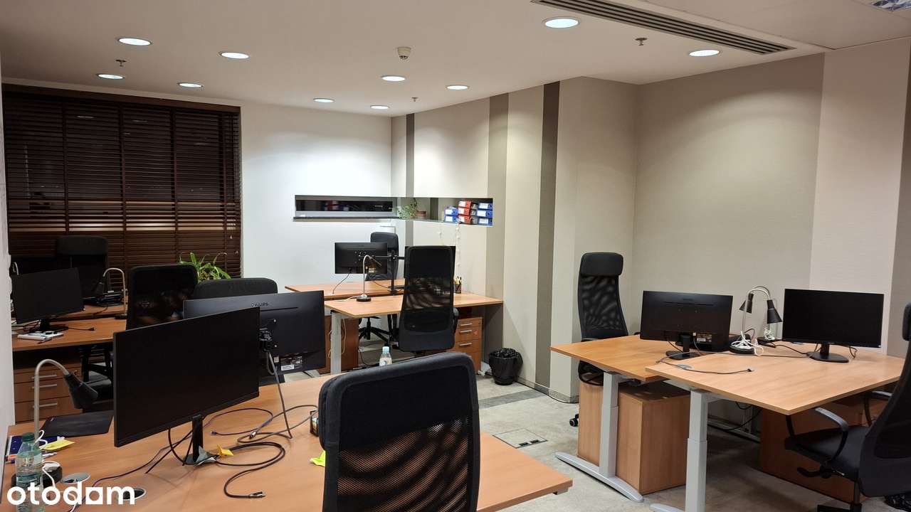 Biuro 593 mkw, w pełni wyposażone i umeblowane - Focus - Pełny obrazek: 3/5