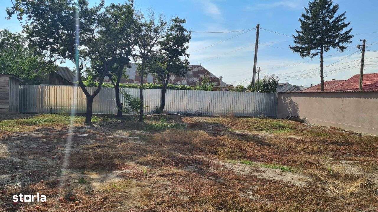 Teren Adjudu Vechi cu deschidere la soseaua Barladului - Imagine principală: 5/5