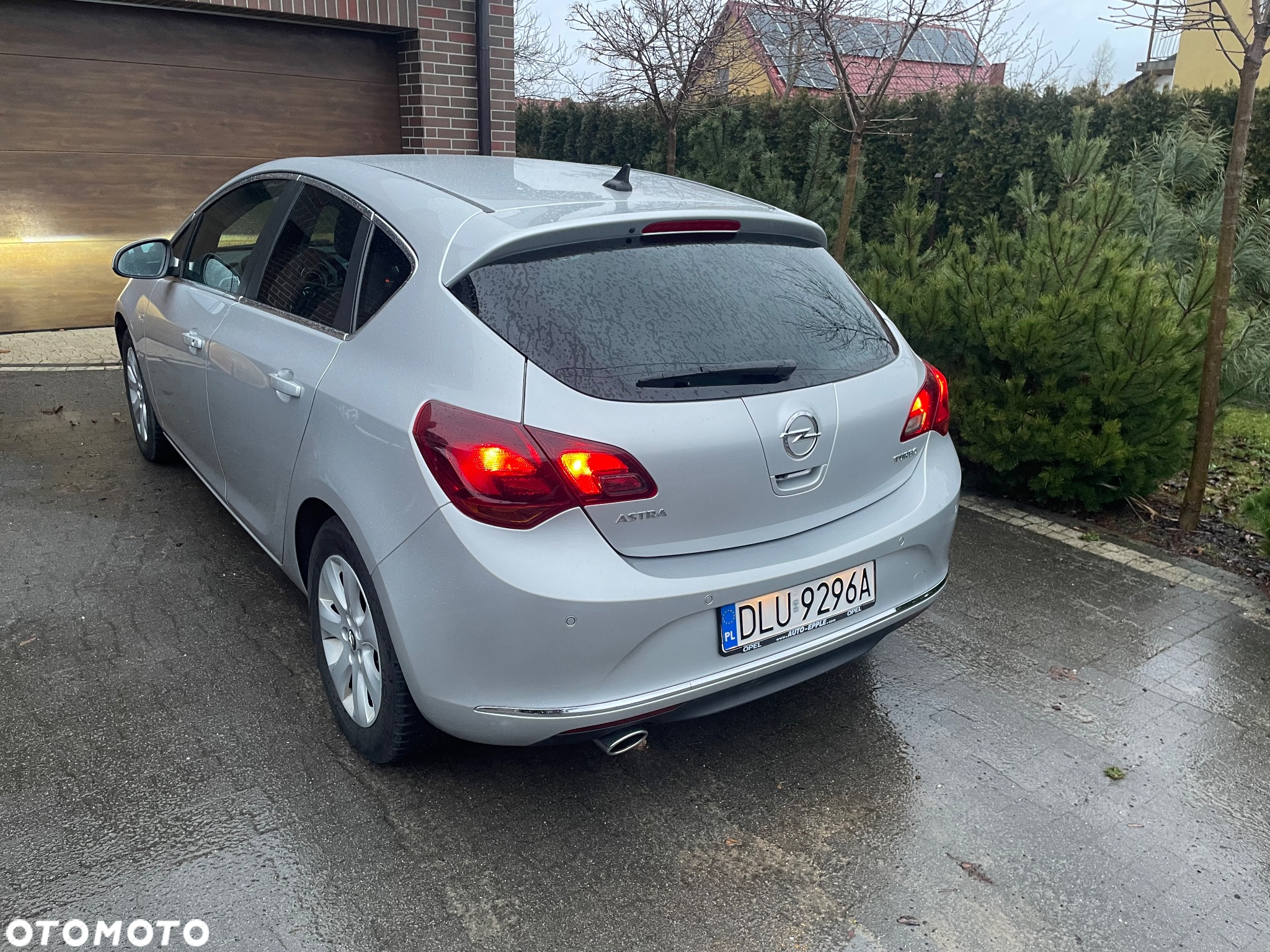 Opel Astra IV 1.4 T Cosmo EU6 - 10
