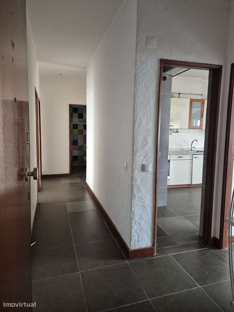 Oportunidade! T3 no Pinhal Novo com 2 WC's - Grande imagem: 2/12