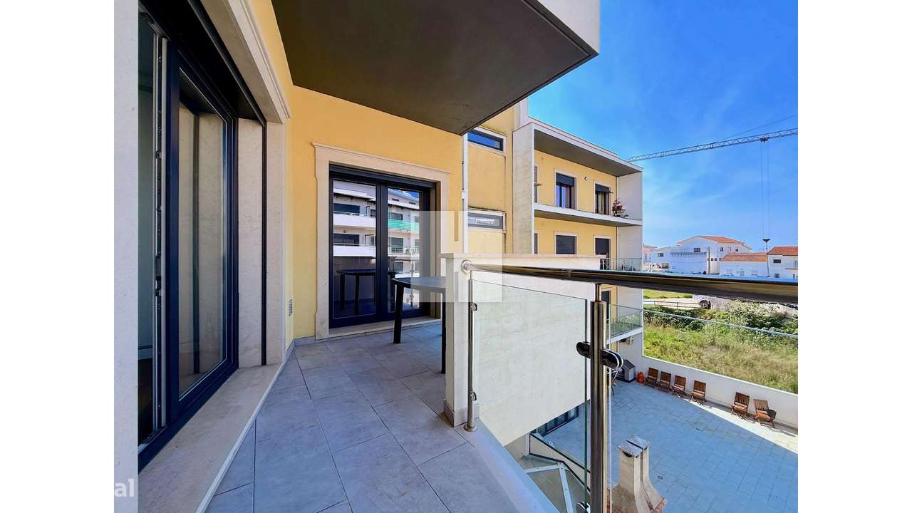 Apartamento T3 c/ Garagem Dupla-37