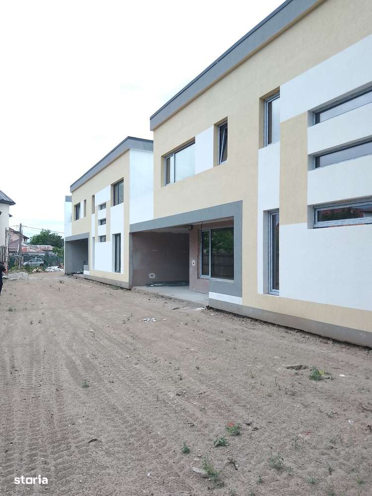 Casă zonă centrală - Imagine principală: 4/9