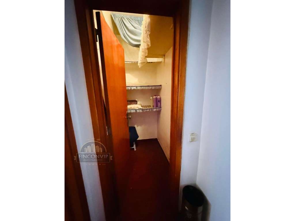 Apartamento T3 à Venda - Cruz de Pau, Amora-13