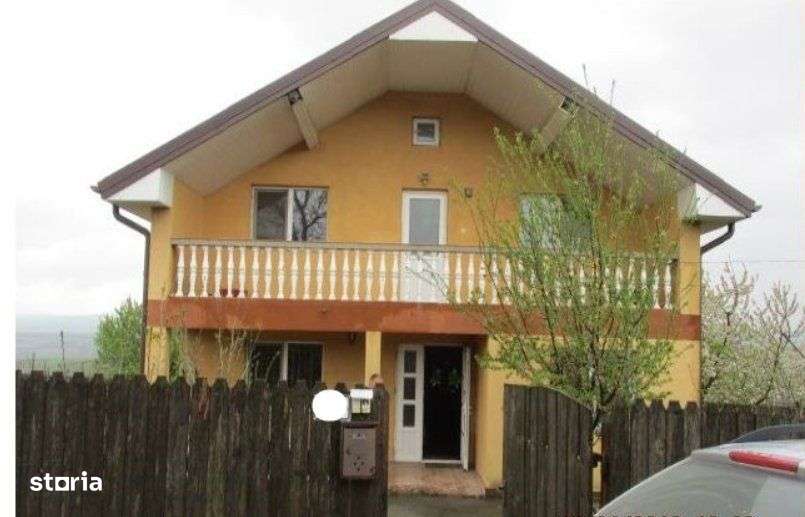 Casa P+M 188 mp + Teren 5400 mp ~ Catamarasti Deal ~ Botosani - Imagine principală: 1/2