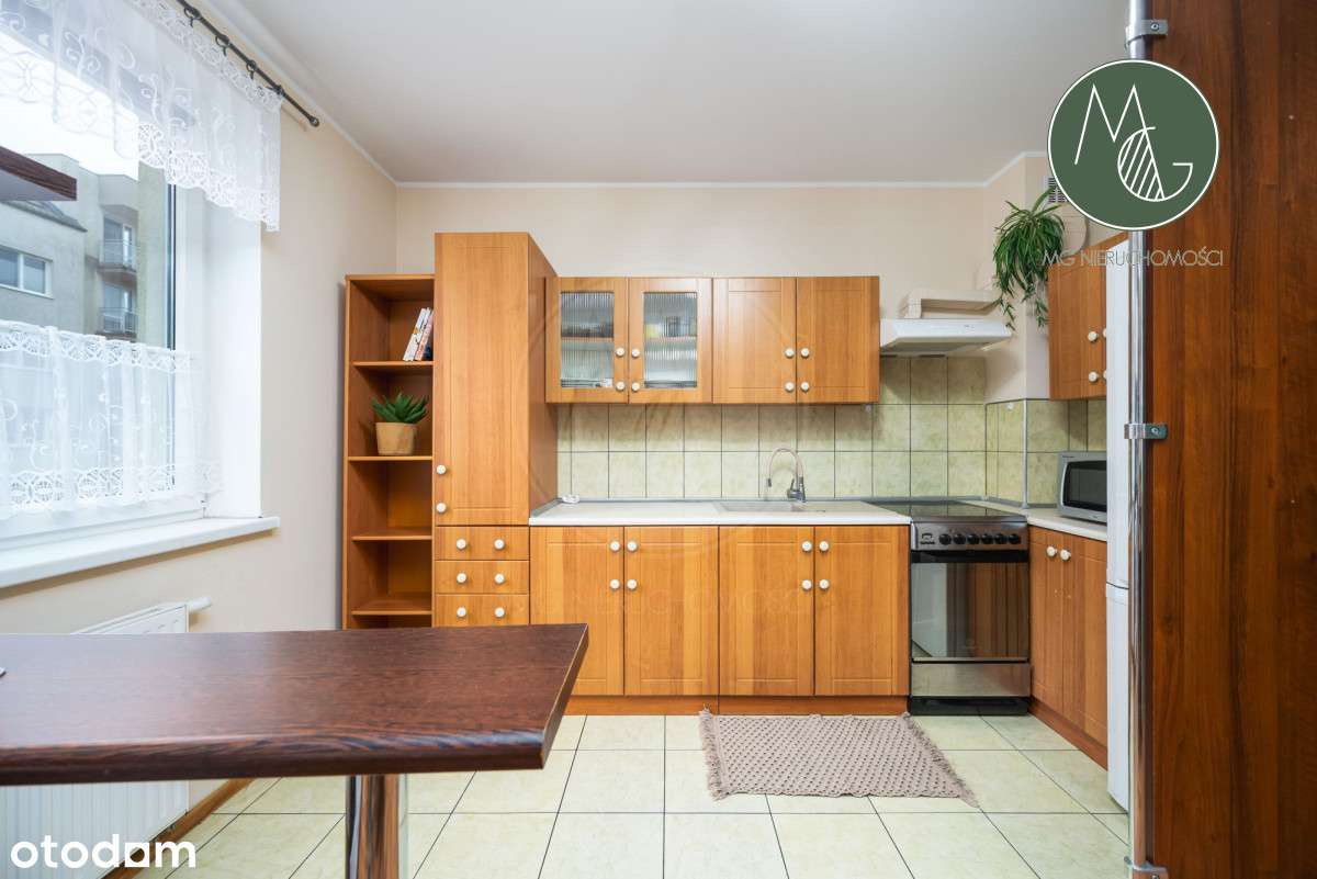 Duże 2 pokoje, niskie opłaty, balkon, piwnica-5