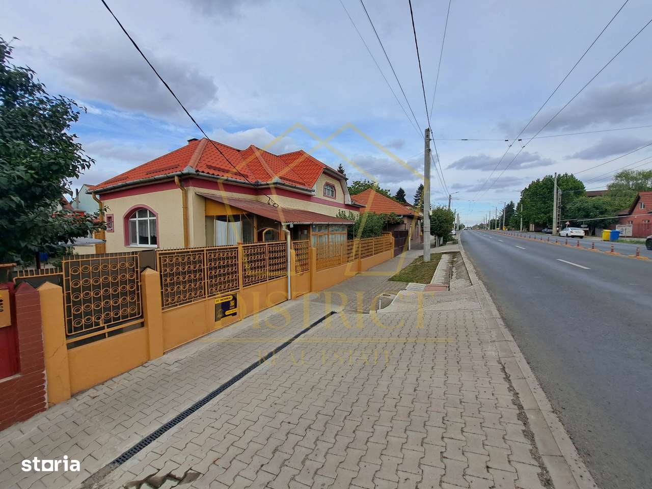 Spatiu cu 3 camere, anexa si terasa | Dumbravita - Imagine principală: 1/18