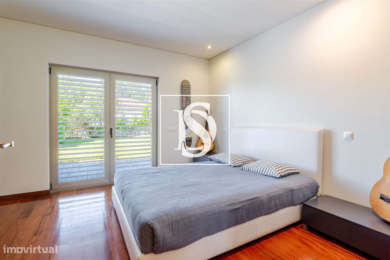 Moradia T4 Venda em Santo Tirso, Couto (Santa Cristina e São Miguel) e-35