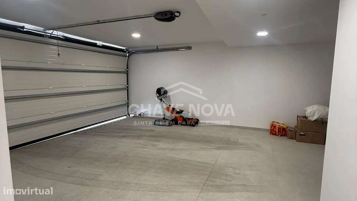 JD - Moradia T3 Premium, Amarante, Piscina e Acabamentos de Excelência-14
