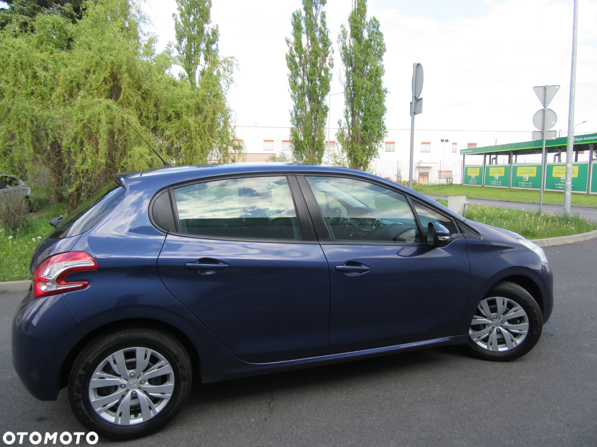 Peugeot 208 1.2 PureTech Allure - 7