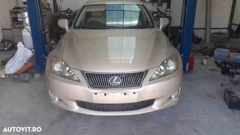 Cutie viteze Lexus IS 220 2.2 diesel - 5