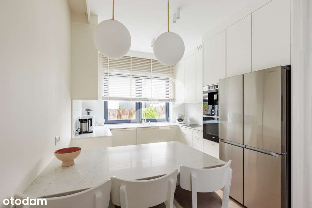 Wyjątkowy dom z basenem, w okolicach Piaseczna - Pełny obrazek: 5/20