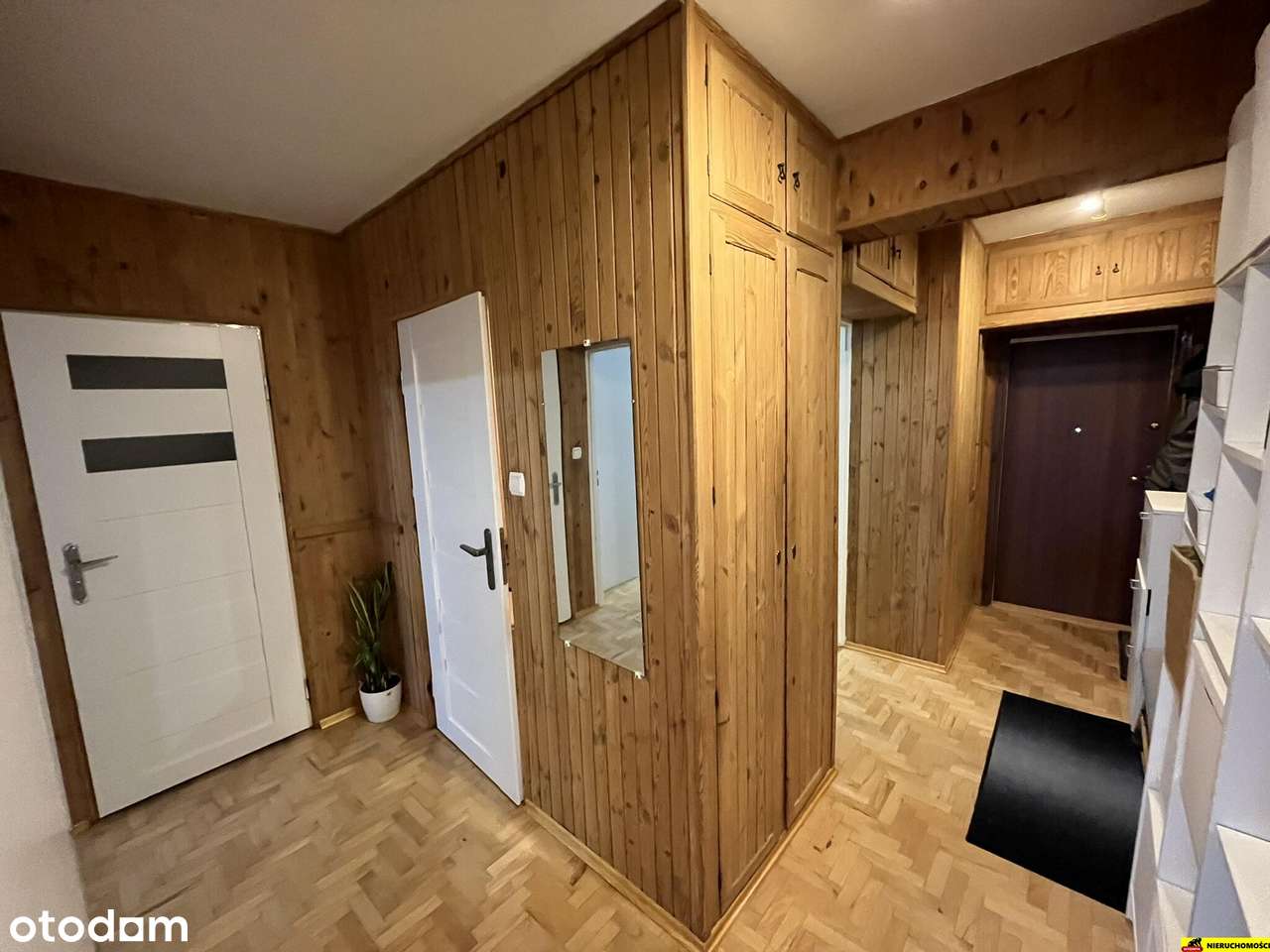 3 pokoje 63m2  Loggia III piętro- do zamieszkania-15