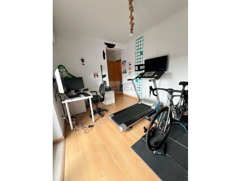 Apartamento Duplex T3+1 em Condomínio Fechado com piscina.-20