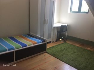 71357 - Quarto bom e confortável com cama de solteiro perto do...