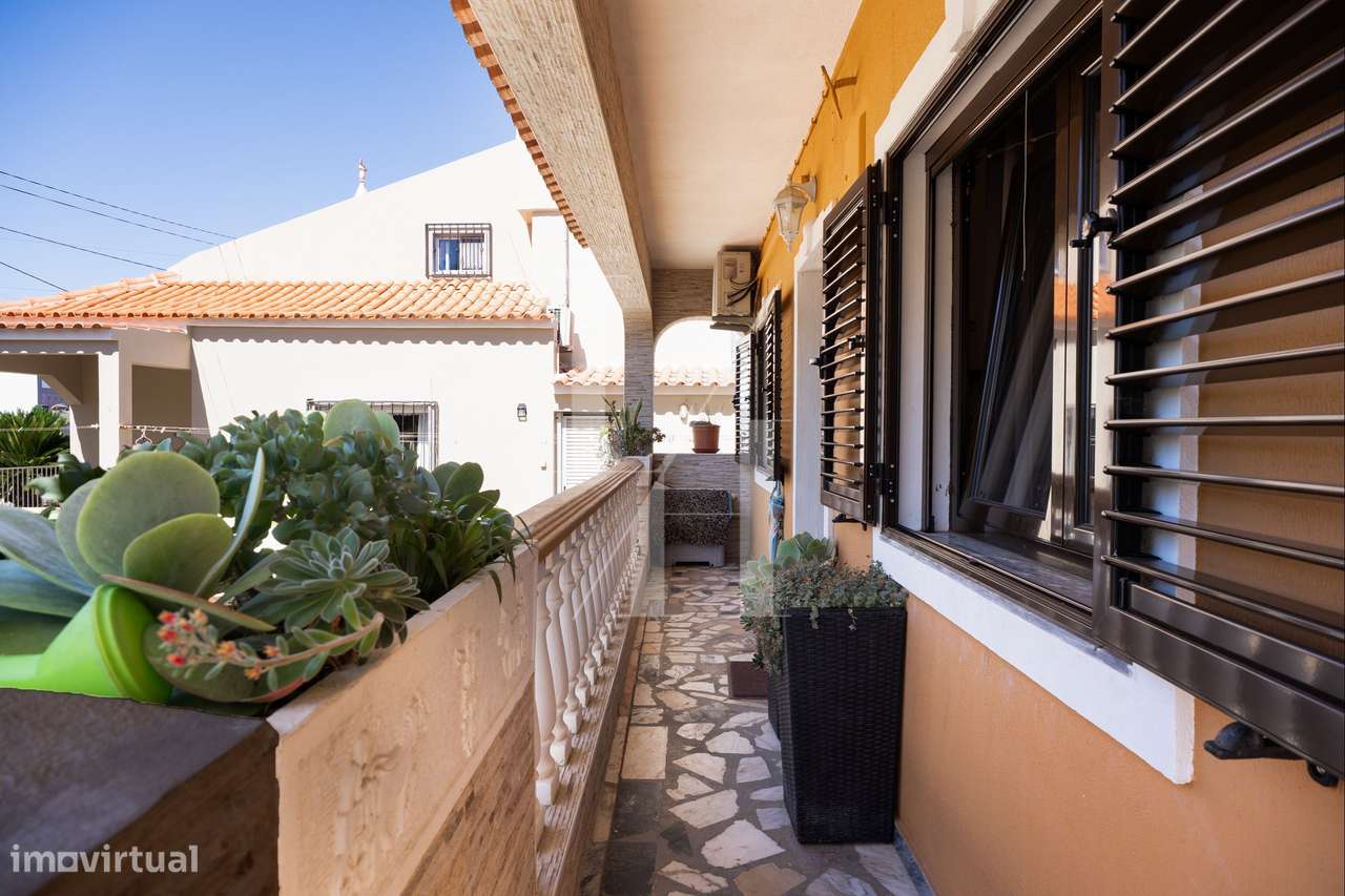 Moradia T6 para venda na Goldra – Loulé-25