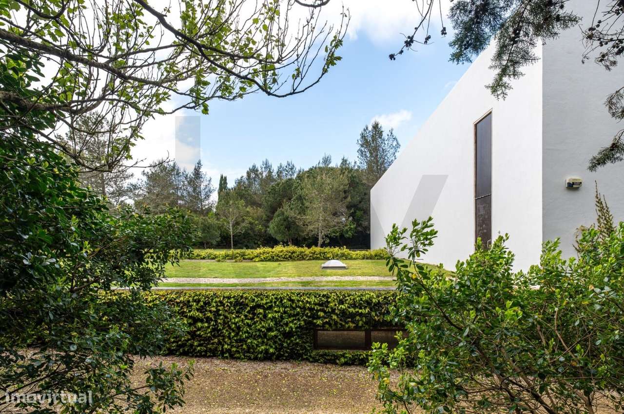 Fantástica Moradia localizada na tranquila zona da Várzea de Sintra.-38