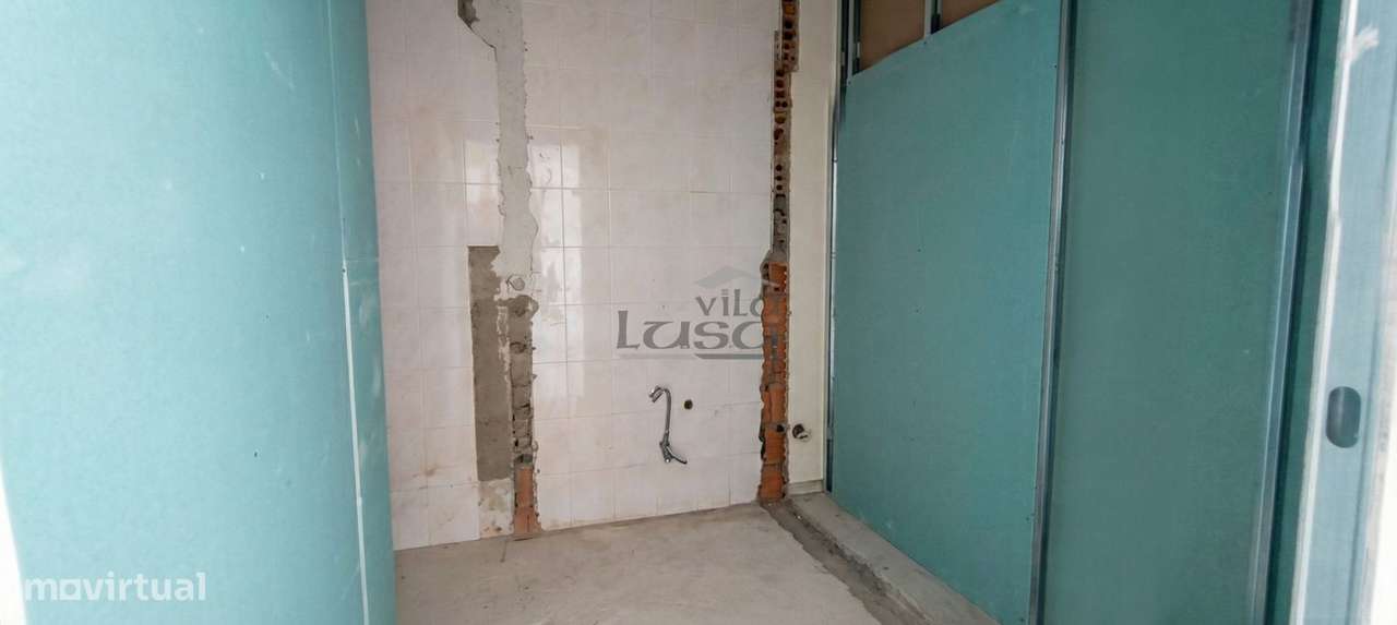 Apartamento T2 com Terraço no Centro de Oliveira do Douro  Vila Nov... - Grande imagem: 5/19