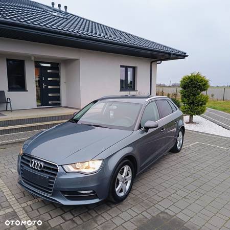 Audi A3 1.6 TDI Attraction - 1