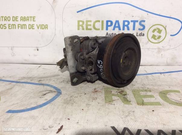 Compressor de ar condicionado BMW 318 Tds - 2