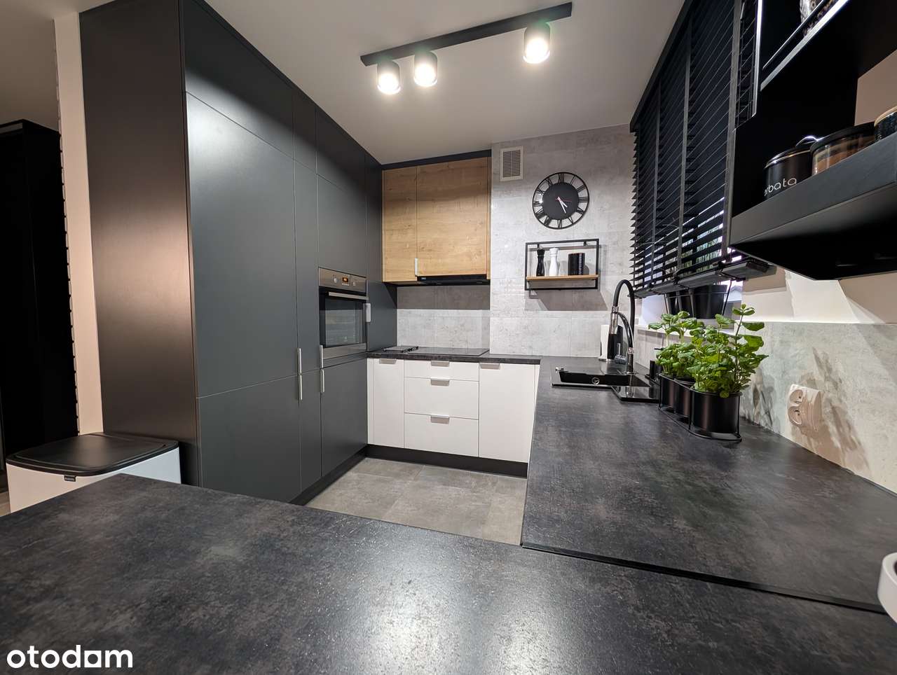 W pełni wyposażone 3 pokojowe mieszkanie na Osiedlu Green Park-2