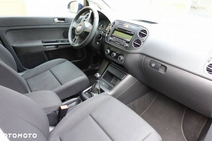 Volkswagen Golf Plus - 12