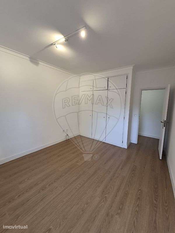 Apartamento T2 para arrendamento - Grande imagem: 4/23
