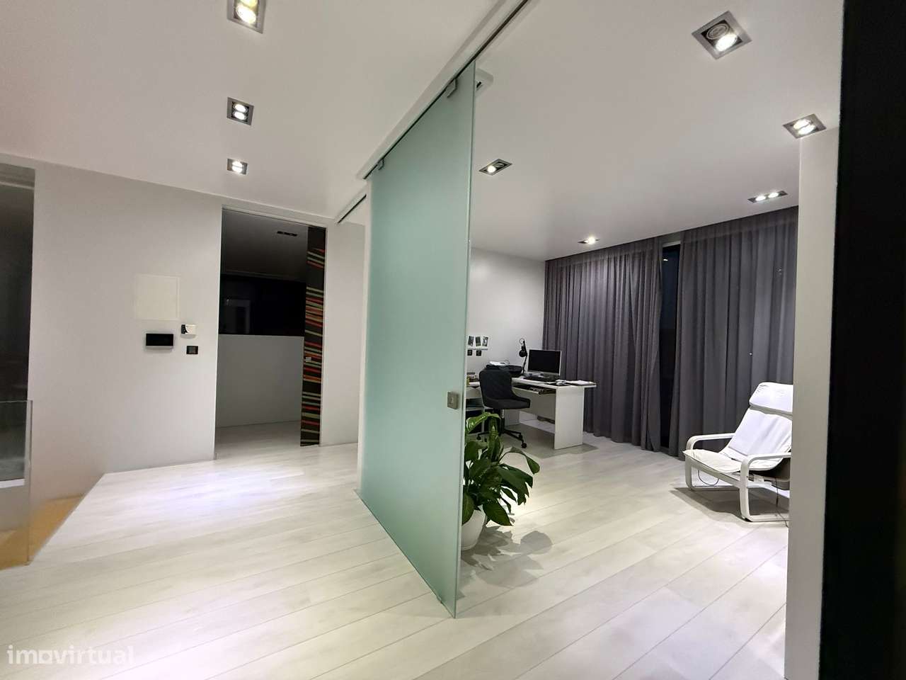 Moradia T4+1 moderna em Ílhavo.-15