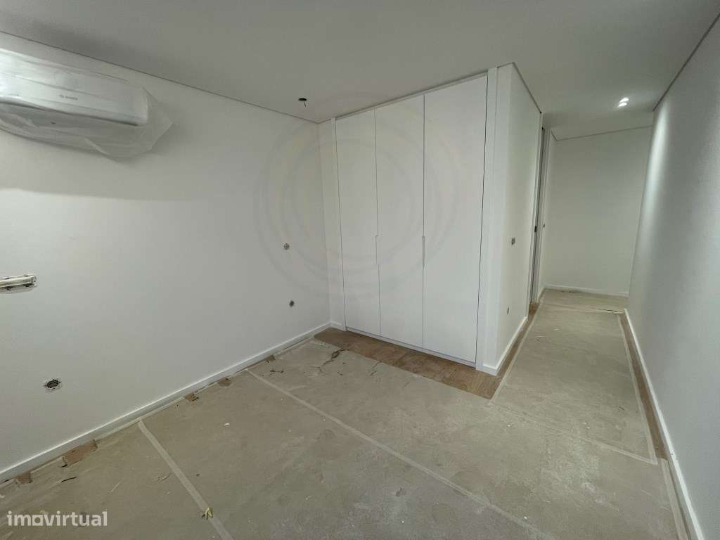 Apartamento T1 com Garagem em Vila Nova de Gaia - Grande imagem: 3/25