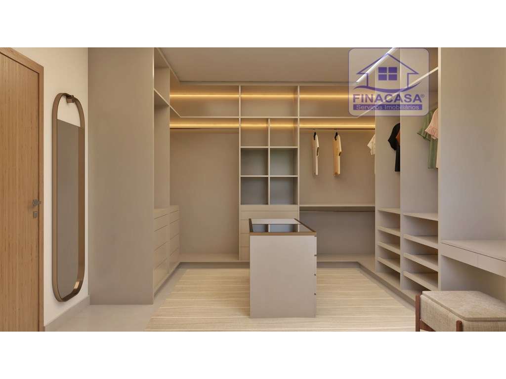 Moradia Isolada em fase de renovação/ remodelação com piscina e jar...-26
